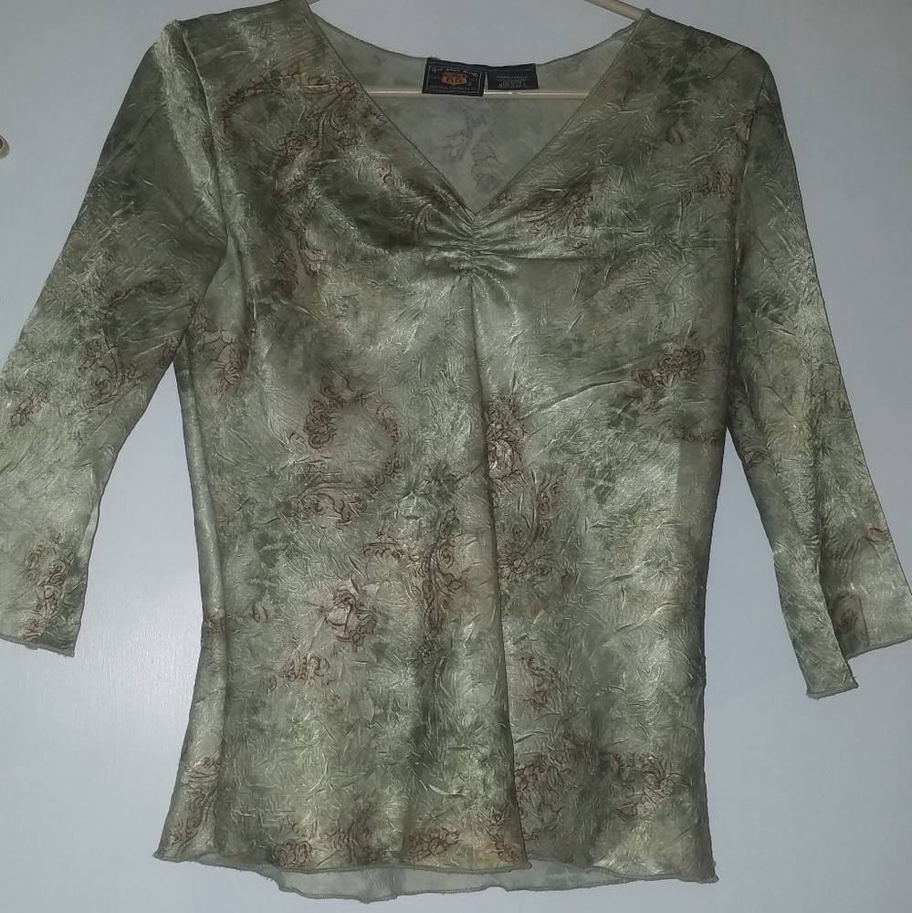 STUNNING BLOUSE